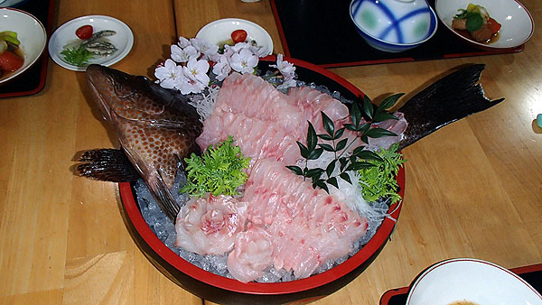 あずきマスのお造り